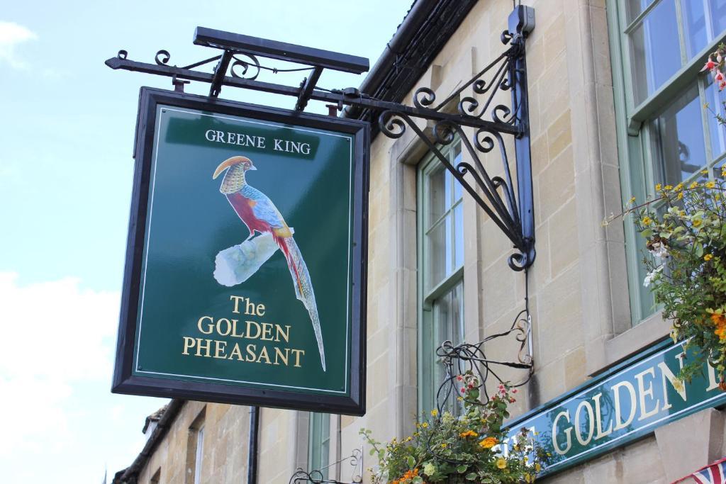 The Golden Pheasant Hotel 버포드 외부 사진