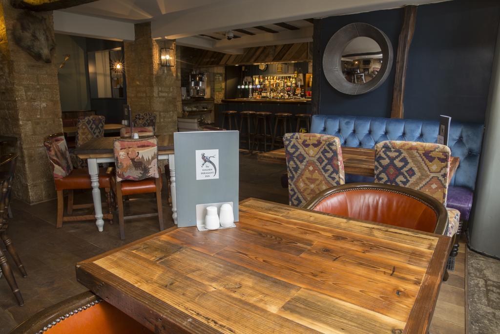 The Golden Pheasant Hotel 버포드 외부 사진